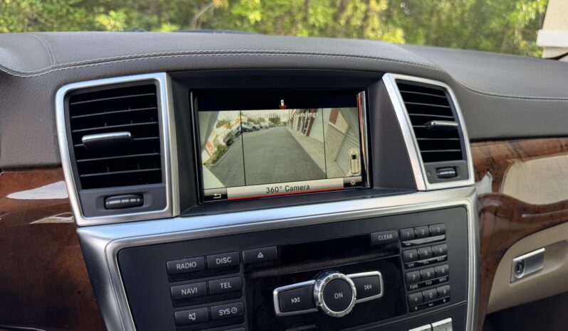 
								2015 Mercedes-Benz GL450 4MATIC full									