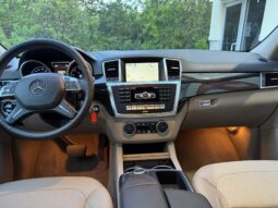 
										2015 Mercedes-Benz ML350 4MATIC full									