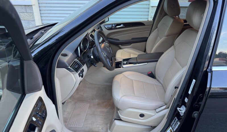 
								2015 Mercedes-Benz ML350 4MATIC full									